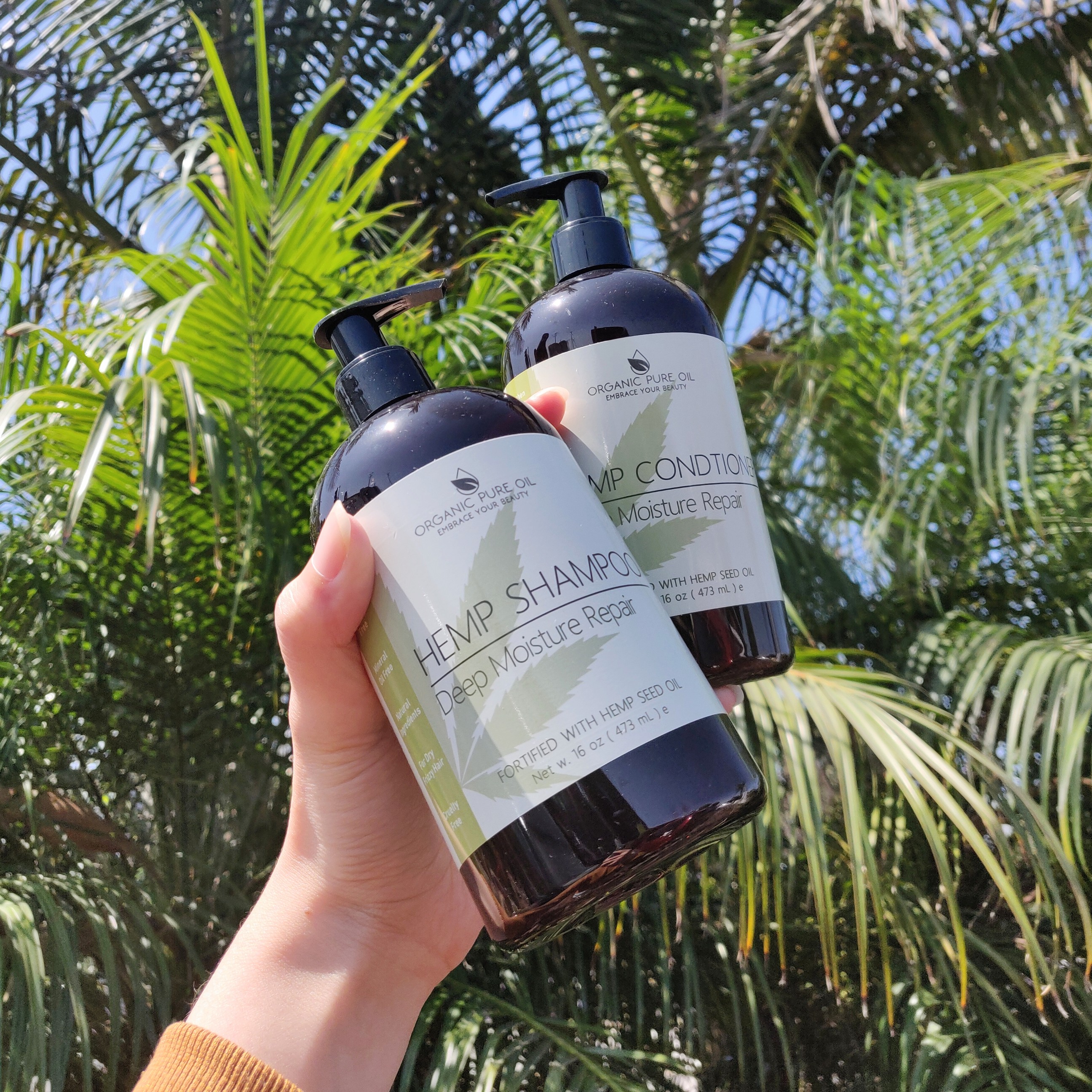 Hemp Extract Deep Moisture Repair Shampoo and Conditioner set for all hair types